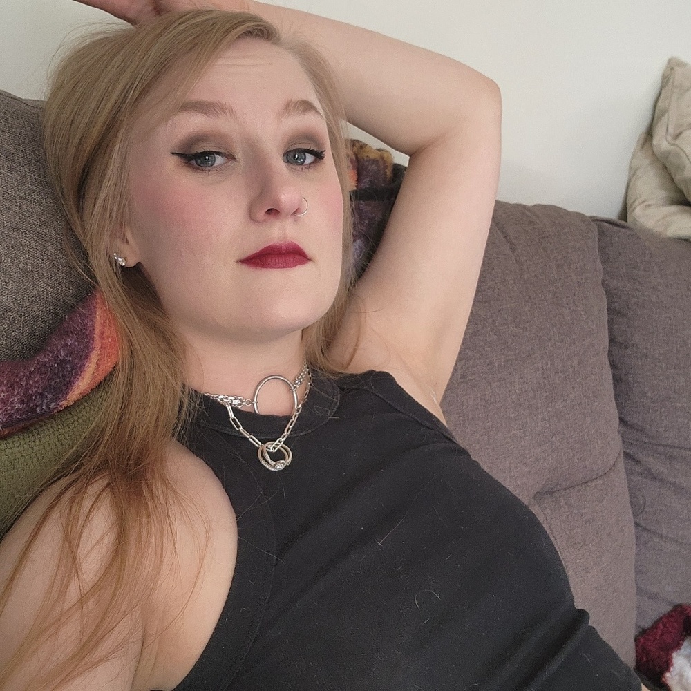 Meet your Posher, Casey